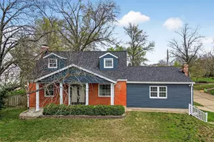 1001 Barberry Ln, Kirkwood, MO 63122 - Photo 1