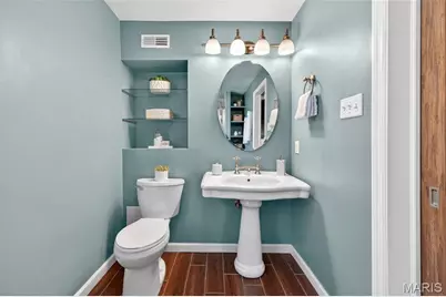 1001 Barberry Lane, Kirkwood, MO 63122 - Photo 33