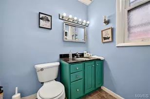 2048 Russell Blvd, Saint Louis, MO 63104 - Photo 23