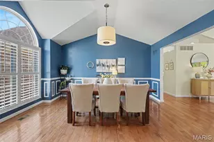 999 Timber Glen Ln, Ballwin, MO 63021 - Photo 9