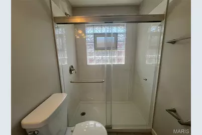 1135 Wilshire Avenue, University City, MO 63130 - Photo 9