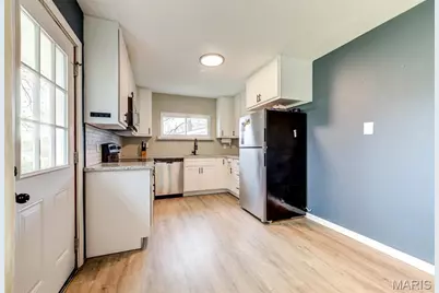 7837 La Belle Street, Affton, MO 63123 - Photo 13