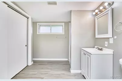 475 Countryside Drive, Florissant, MO 63033 - Photo 15