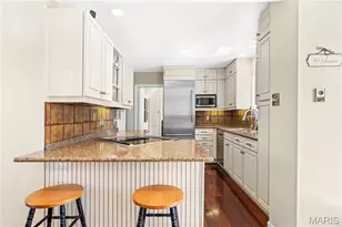 9244 Old Bonhomme Rd, Olivette, MO 63132 - Photo 15