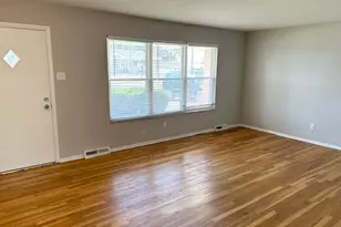 724 Clarence Dr, Saint Charles, MO 63301 - Photo 3