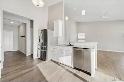 336 Myna Drive, Lake Saint Louis, MO 63367 - Photo 5