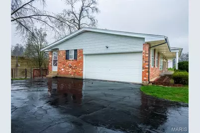 10636 Roanna Lane, Saint Louis, MO 63128 - Photo 3
