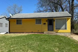 10746 Glen Garry Rd, Saint Louis, MO 63137 - Photo 1