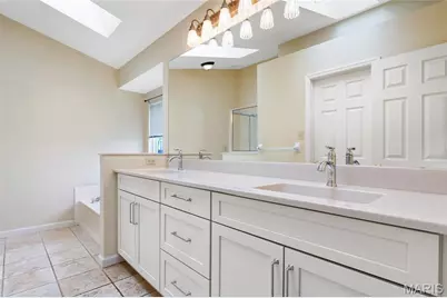 679 Bluffs View Court, Eureka, MO 63025 - Photo 29