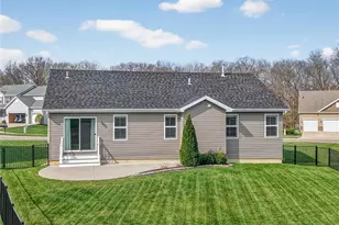 125 Hidden Bluffs Dr, Lake Saint Louis, MO 63367 - Photo 15