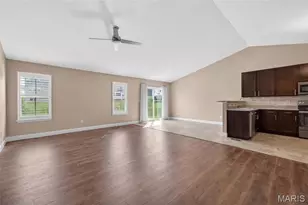 125 Hidden Bluffs Dr, Lake Saint Louis, MO 63367 - Photo 11