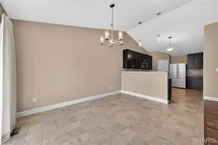 125 Hidden Bluffs Dr, Lake Saint Louis, MO 63367 - Photo 13