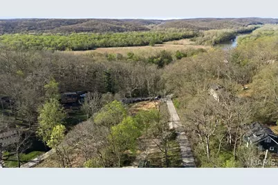 639 Castlewood Drive, Ballwin, MO 63021 - Photo 11