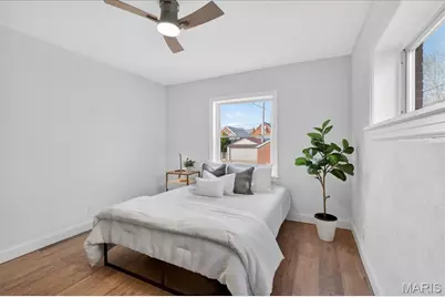 6409 Sutherland Avenue, Saint Louis, MO 63109 - Photo 27