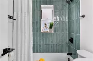 6409 Sutherland Ave, Saint Louis, MO 63109 - Photo 31