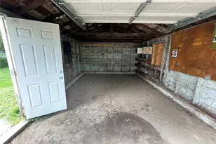 334 Lancashire Rd, Saint Louis, MO 63137 - Photo 11