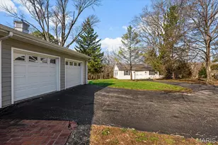 1821 Topping Rd, Saint Louis, MO 63131 - Photo 5