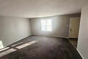 491 Adrian Dr, Saint Louis, MO 63137 - Photo 3