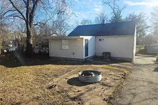 491 Adrian Dr, Saint Louis, MO 63137 - Photo 17