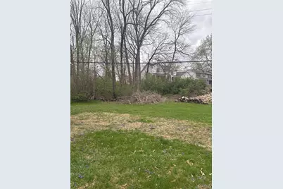 10 Regina Court, Florissant, MO 63031 - Photo 3