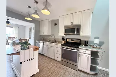 13734 La Conte Court, Saint Louis, MO 63128 - Photo 15