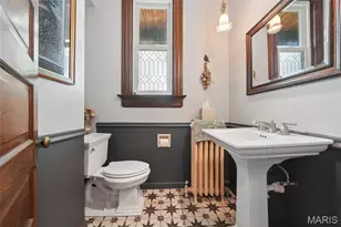 33 S Laclede Station Rd, Webster Groves, MO 63119 - Photo 19