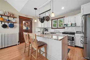 33 S Laclede Station Rd, Webster Groves, MO 63119 - Photo 15