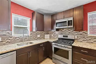 2336 Esther Ave, Saint Louis, MO 63139 - Photo 5