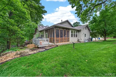 5127 Quail Creek Estates Court, Saint Louis, MO 63128 - Photo 5