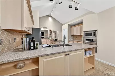 5127 Quail Creek Estates Court, Saint Louis, MO 63128 - Photo 23