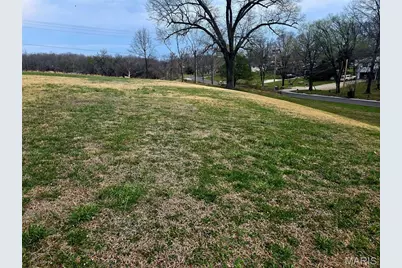 909 Daytona Drive, Lebanon, MO 65536 - Photo 5