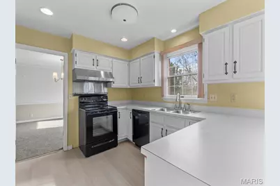 207 Ambridge Court #101, Chesterfield, MO 63017 - Photo 9