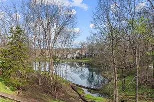 207 Ambridge Ct, Chesterfield, MO 63017 - Photo 17