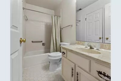 207 Ambridge Court #101, Chesterfield, MO 63017 - Photo 15