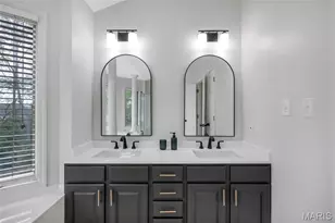 4900 Karington Pl Ct, Oakville, MO 63129 - Photo 35