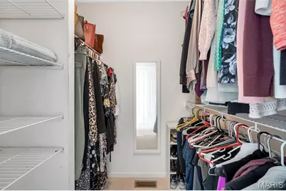 4900 Karington Place Court, Oakville, MO 63129 - Photo 37