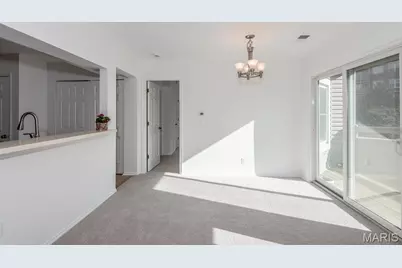 1010 Thoreau Court #301, Saint Louis, MO 63146 - Photo 7