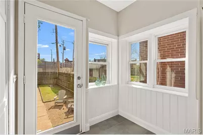 6634 Elmer Avenue, Saint Louis, MO 63109 - Photo 17