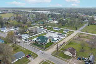 303 Dorothy St, Sikeston, MO 63801 - Photo 57