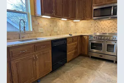 341 Spruce Street, Bourbon, MO 65441 - Photo 11