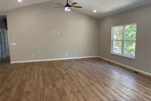 121 Hickory Heits Ct, Moscow Mills, MO 63362 - Photo 15