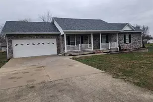 96 Fox Dr, Farmington, MO 63640 - Photo 3