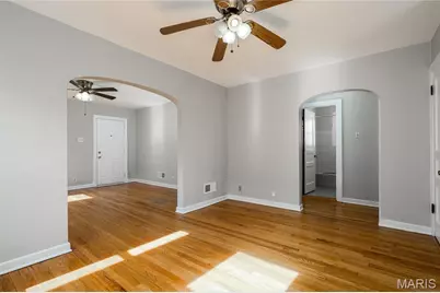 3905 Itaska Street, Saint Louis, MO 63116 - Photo 9