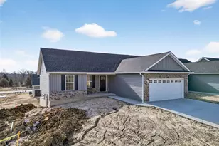 114 Grindstone Ct, Moscow Mills, MO 63362 - Photo 3