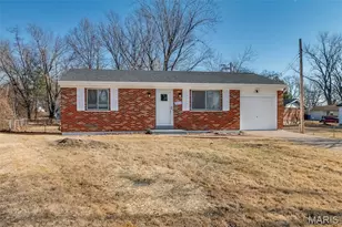 9606 Lifford Ct, Saint Louis, MO 63136 - Photo 3