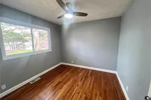 11760 Sheffield Dr, Florissant, MO 63033 - Photo 5