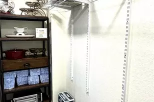 1212 Parmer Dr, Florissant, MO 63031 - Photo 29