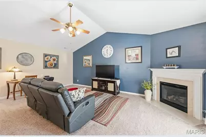 5 Quiet Meadow Court, Saint Peters, MO 63376 - Photo 9