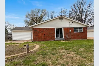 2940 Dover Drive, Florissant, MO 63033 - Photo 5
