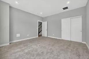 8933 Eager Rd, Saint Louis, MO 63144 - Photo 27